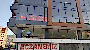 Bursa vinçli cam temizliği
