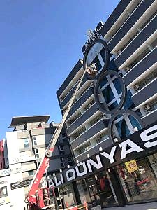 Bursa vinçli cam temizliği