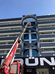 Bursa vinçli cam temizliği