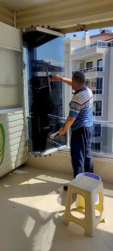 Bursa cam temizliği uzmanı